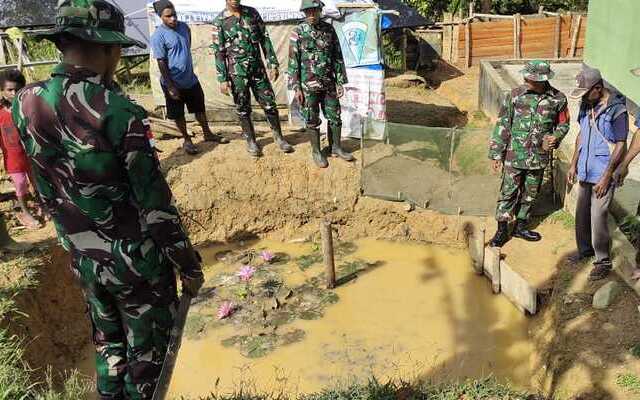 pemberdayaan masyarakat Papua, pelatihan budidaya ikan, keberlanjutan ekonomi, ketahanan pangan lokal, pengembangan perbatasan RI-PNG