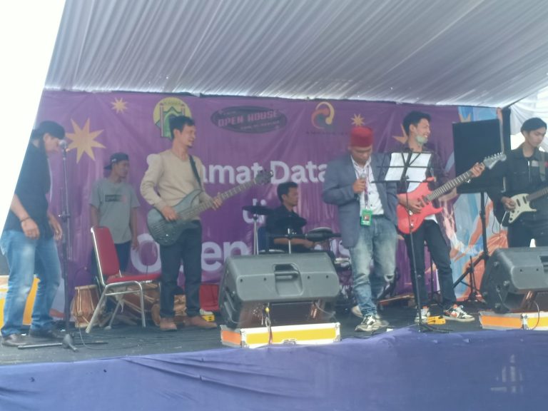 SMAI Al-Mukhlis, Ambang 123, ekstrakurikuler SMAI, kegiatan perkenalan, sekolah terbaik