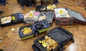 Brankas Bernilai Rp476 Miliar di Sentul Terbongkar, Polri Sita 74 Kilogram Emas Batangan dan Valuta Asing