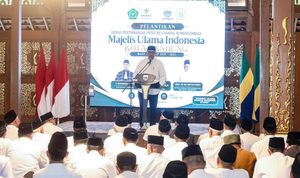 LANTIK PENGURUS MUI KOTA BANDUNG, FARHAN TITIP LIMA AGENDA STRATEGIS