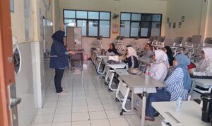 Tim SMPN 47 Kota Bandung terus memaksimalkan pelayanan berbasis kinerja kolaborasi.